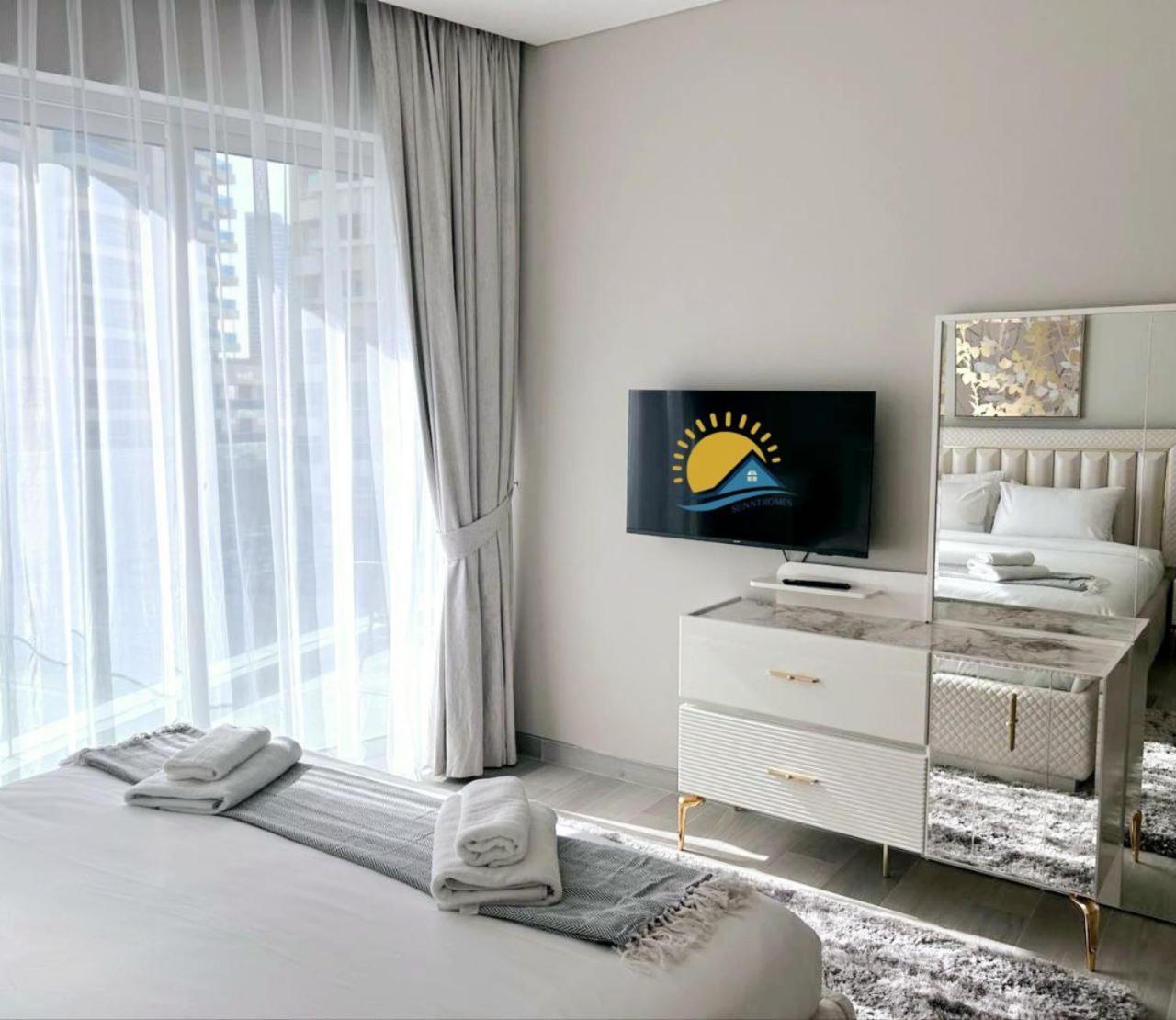 Dubai Marina Walk Gem Modern Apartments With Pool & Gym Access, Steps To Beach & Metro Managed By Sunnyhomes ภายนอก รูปภาพ