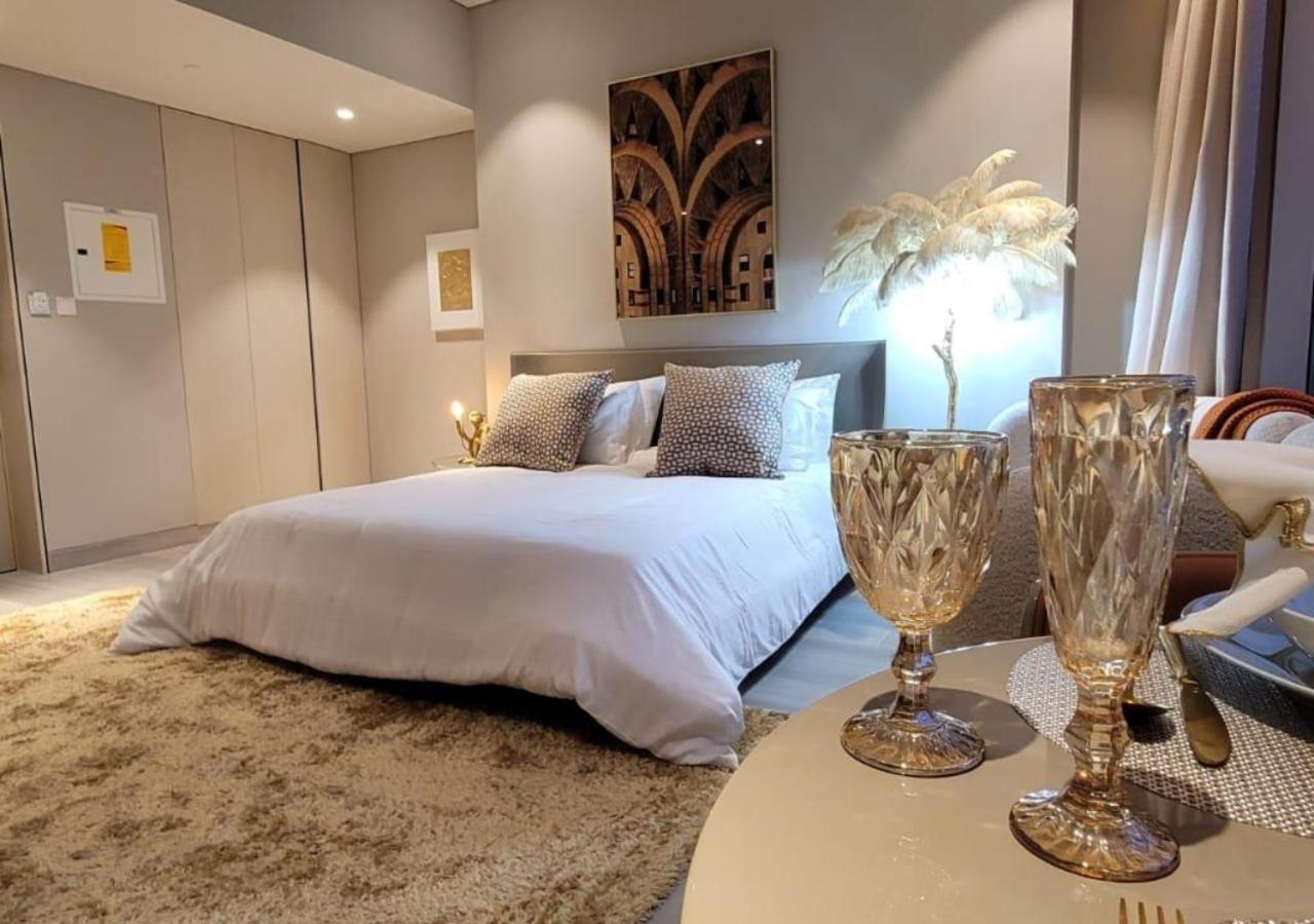 Dubai Marina Walk Gem Modern Apartments With Pool & Gym Access, Steps To Beach & Metro Managed By Sunnyhomes ภายนอก รูปภาพ