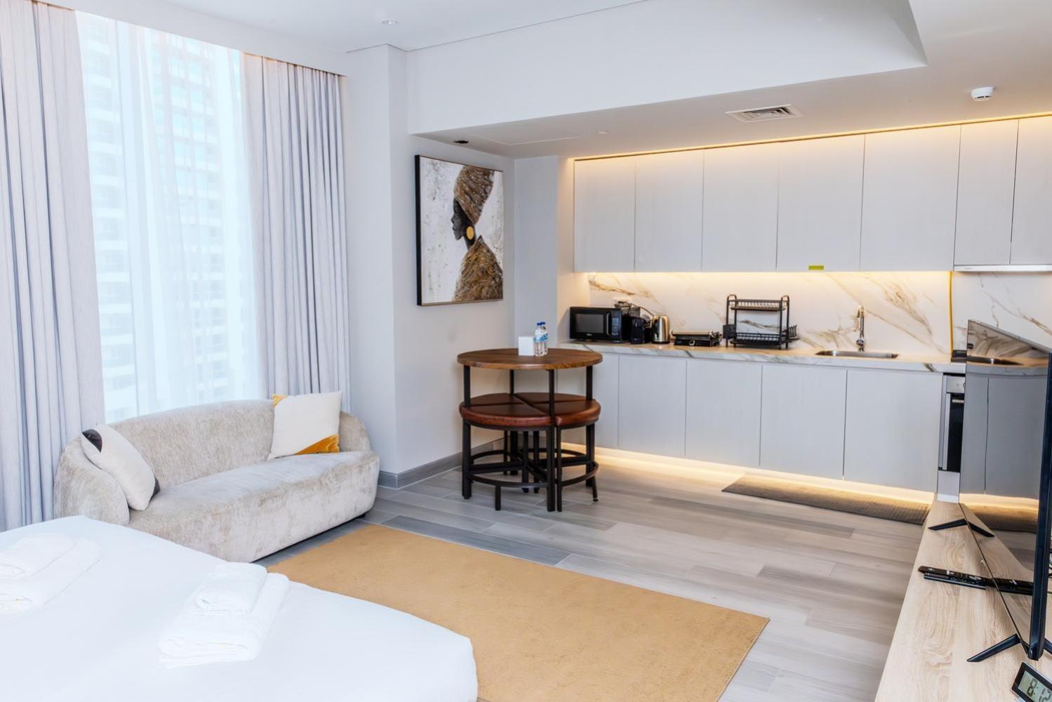Dubai Marina Walk Gem Modern Apartments With Pool & Gym Access, Steps To Beach & Metro Managed By Sunnyhomes ภายนอก รูปภาพ